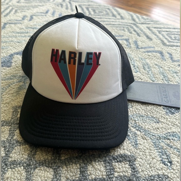 harley Accessories - harley black and white hat